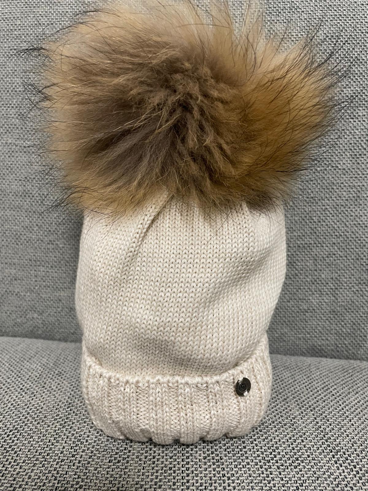 Cappellino con PonPon