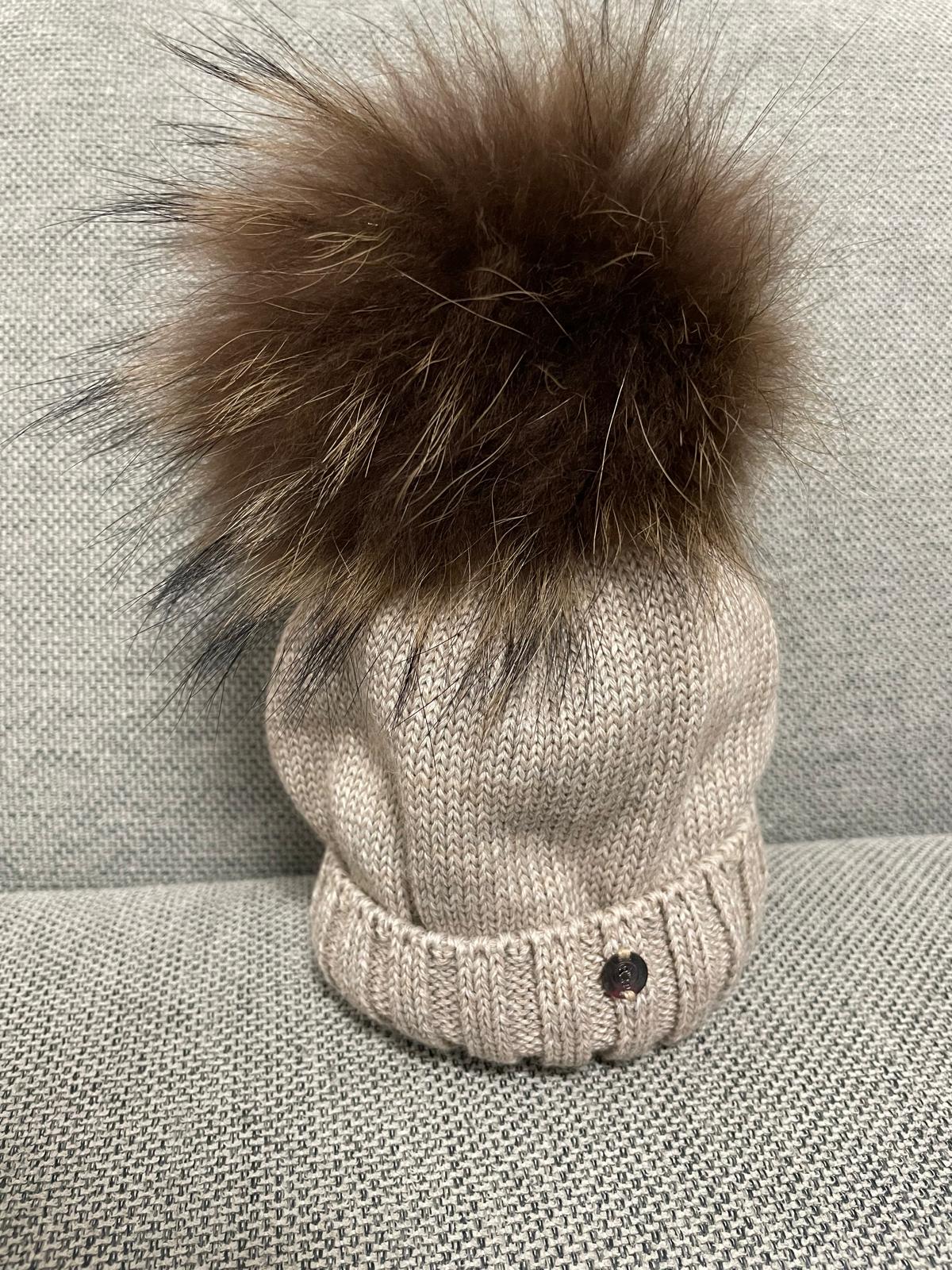 Cappellino con PonPon