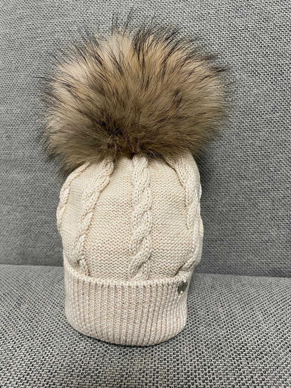 Cappellino con PonPon