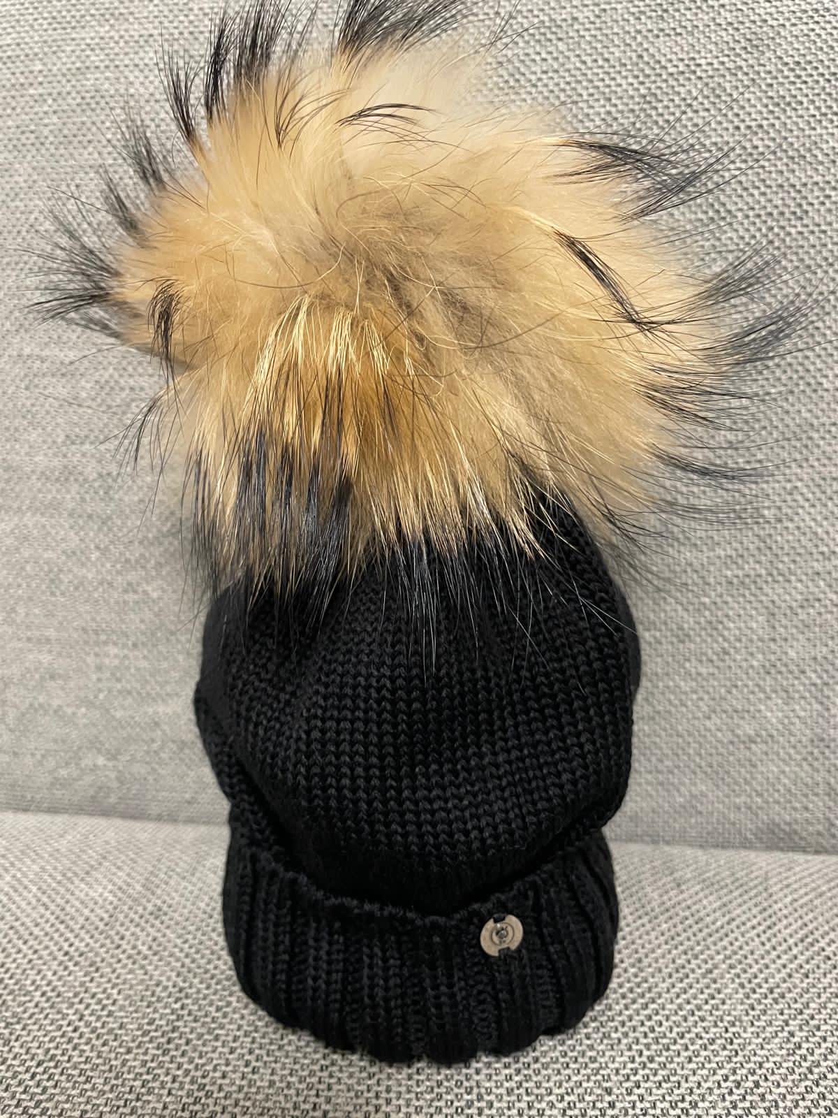 Cappellino con PonPon